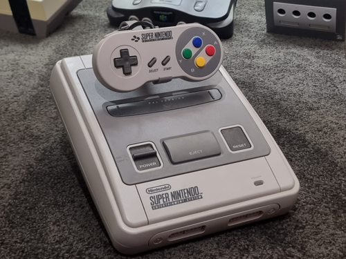 Super Nintendo Entertainment System (SNES) Console Display Stand